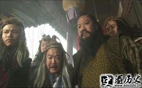 候通海剧照(右)