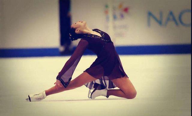 花滑冠军陈露现状：混血女儿成冠军，43岁依旧貌美被丈夫宠爱！