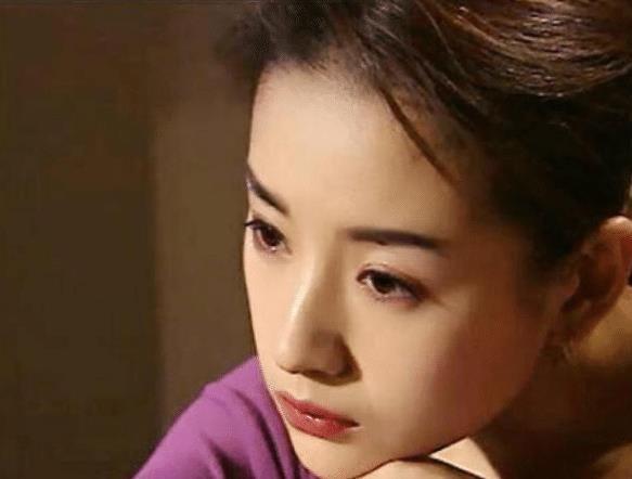 董洁无缘19年央视春晚, 与佟大为搭档演小品要换人?