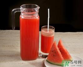 喝西瓜汁会胖吗？西瓜汁的热量是多少？