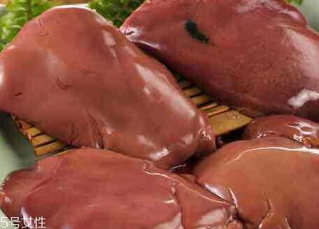 鸡肝是黄的可以吃吗 正常鸡肝颜色