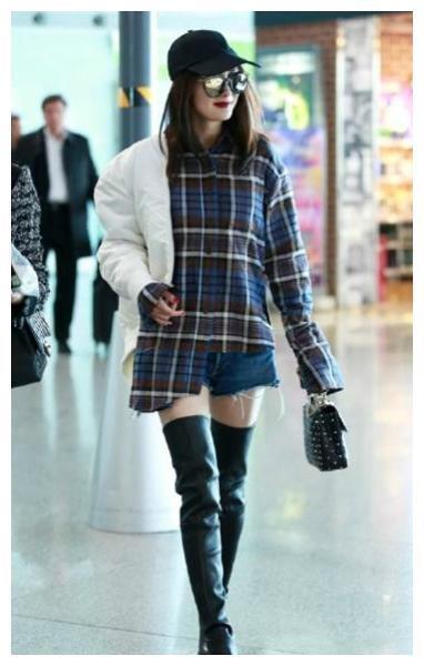 刘诗诗现身上海 状态极好  又美又飒