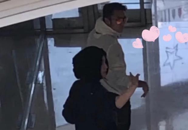 谢霆锋王菲现身厦门，两人低调秀恩爱力破分手传闻