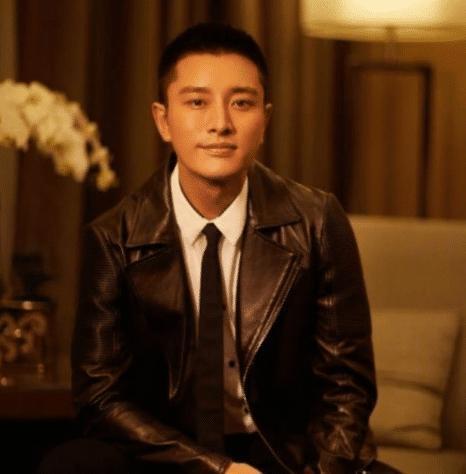 李小璐“夜宿门”时隔一年再次发酵，艺人再曝猛料