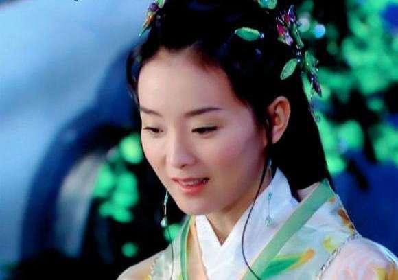 王艳演过的古装美女中，叶子筷子爪子全都插过了，造型撩倒一大片