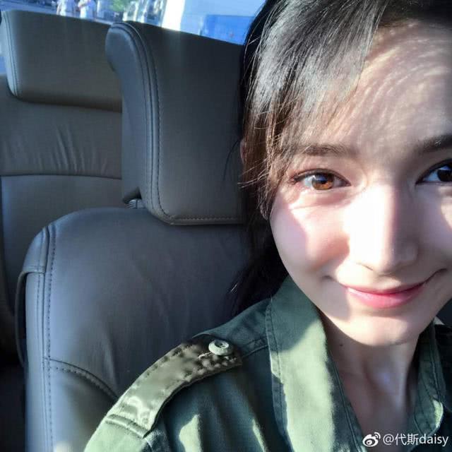 杨幂新签的女演员，她就是下一个迪丽热巴