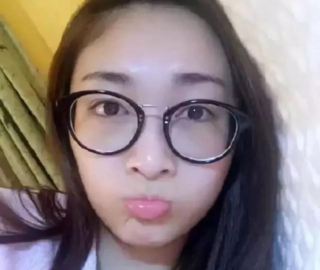 盘点《双世宠妃2》演员的素颜近照：有的清纯可爱，有的帅气养眼