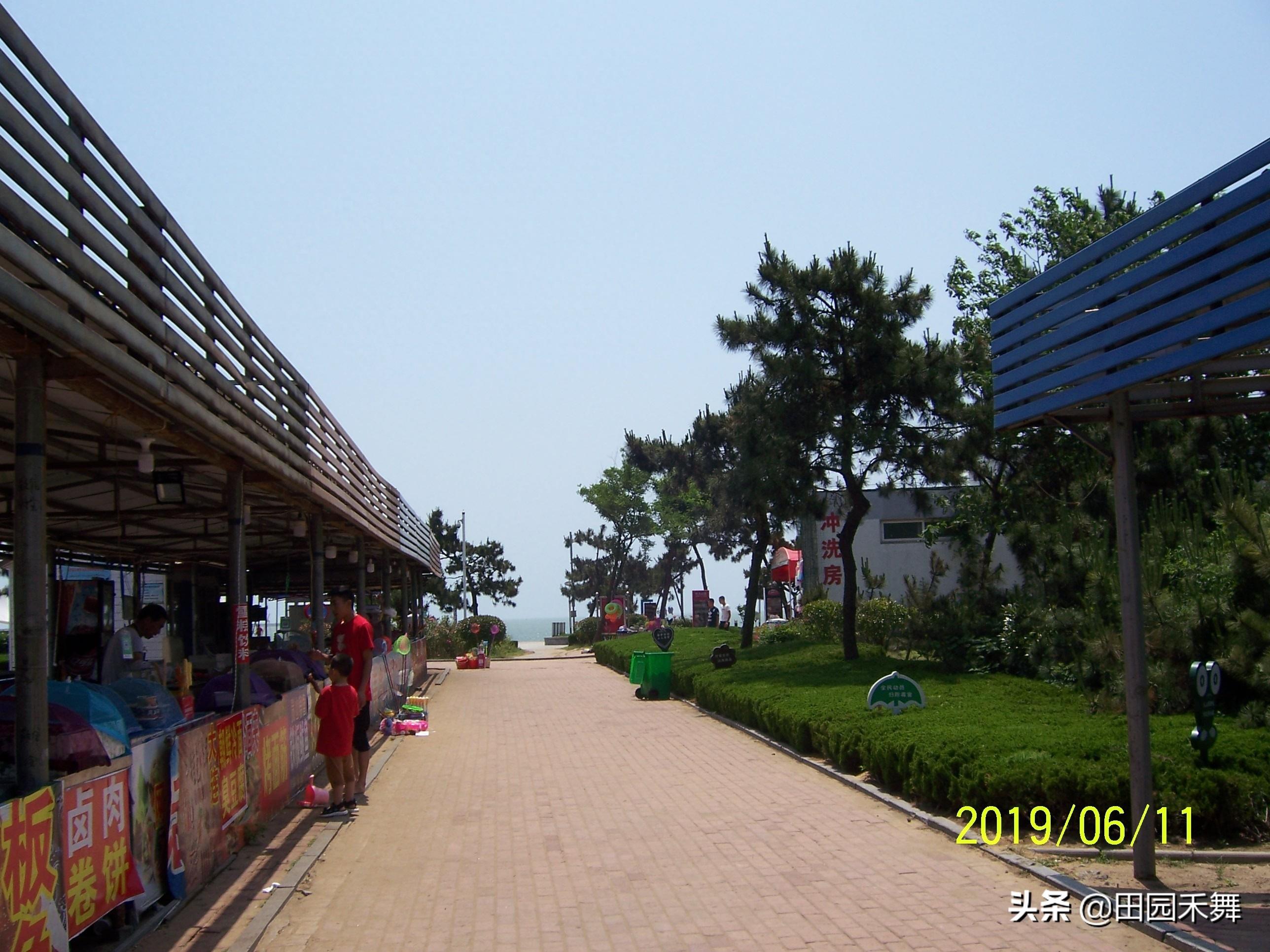 日照岚山多岛海景区的海水浴场，海滨休闲度假的好地方
