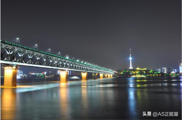 历史上的今天10月21号(历史上的今天10月15日)(1)