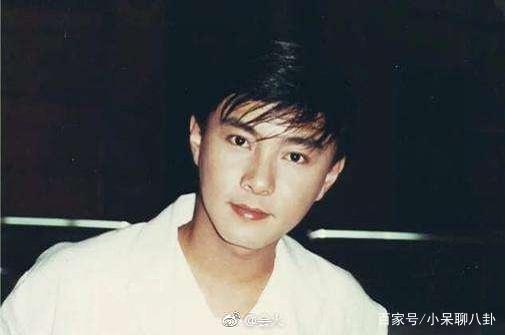 张卫健或将不再拍戏？本尊回应不会的！配光头顶核桃图自我调侃