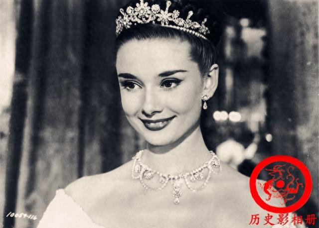 历史名人年轻时的珍贵老照片：图四张作霖很秀气，图八最帅