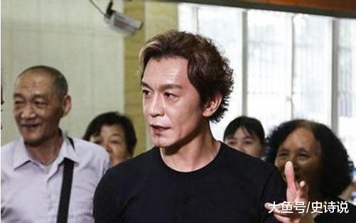 李咏在美国患癌离世, 已经举行葬礼, 何炅比经典手势送别!