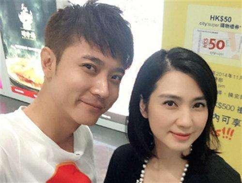 张丹峰经纪人毕滢和老婆洪欣：一个越来越有钱，一个打扮不像明星