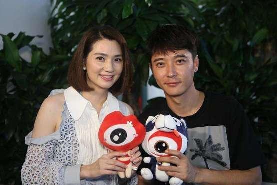 张丹峰经纪人毕滢和老婆洪欣：一个越来越有钱，一个打扮不像明星