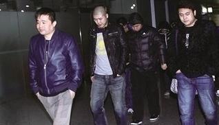 张云雷当伴郎，郭德纲、于谦、高峰祝贺，谁的婚礼那么有排面？