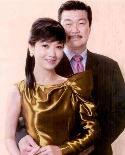 64岁赵雅芝前任曝光，是我们熟知的他？难怪黄锦燊一直不敢多提！