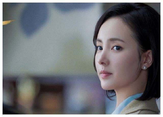 潘粤明新剧来袭，以为女主够美了，看到女三号：这是要火的节奏