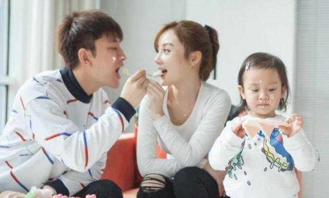 李小璐贾乃亮离婚实锤