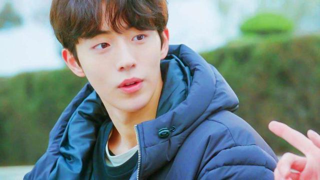 明星出道前后长相堪比换头？杨迪竟也整成韩国南柱赫，段奥娟不服