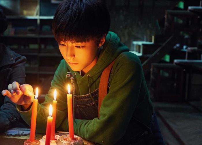 迪丽热巴变身紫发叛逆“假小子”,与王俊凯、董子健合体拍新剧!