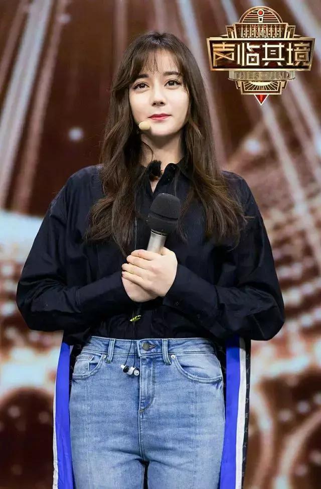 迪丽热巴9种口技夺《声临其境》冠军,上演声音版岁月神偷,看哭