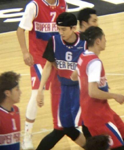 邓伦穿婚纱当伴郎，白敬亭被调侃“白静婷”，TFBOYS硬汉风曝光