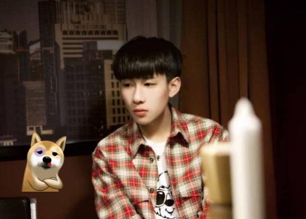 王乐乐究竟有何魔力，让那么多网红相继爱上，男人不坏女人不爱？