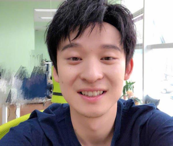 娱乐董子健假笑男孩什么梗 脱单告急被观众调侃好好笑  2