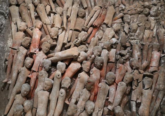 汉文帝霸陵考古挖掘现场有趣（考古五十年的弯路被谁蒙蔽）(11)