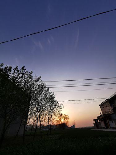 现实生活图 现实生活图片带字图片