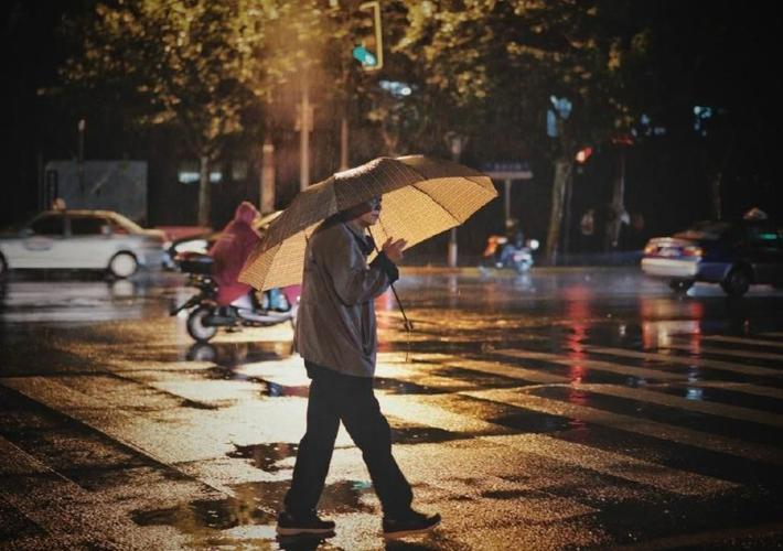 现实生活图 现实生活图片带字图片