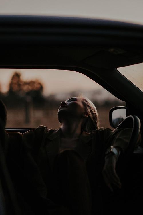 现实生活图 现实生活图片带字图片