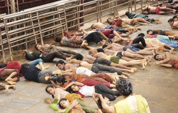 印度值得旅行吗?印度十大陈旧而神奇的典礼