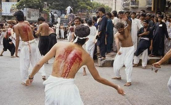 印度值得旅行吗?印度十大陈旧而神奇的典礼