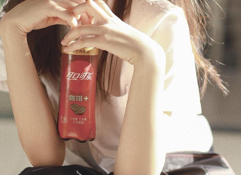 一个女人对异性撒娇意味着什么,女人对一个男人撒娇的表现 一个女人对异性撒娇意味着什么,女人对一个男人撒娇的表现