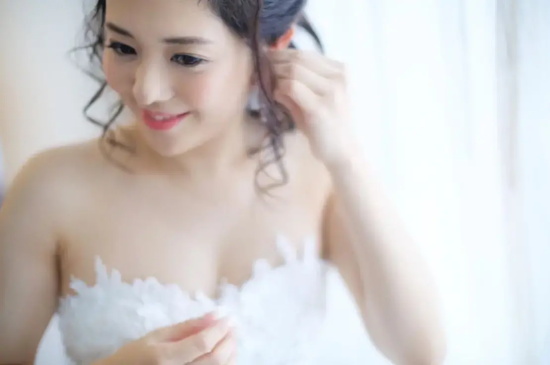 业界最伟大的传奇苍井空写真分享，“老师们”的鼻祖！