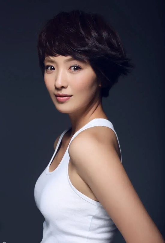 东北美女刘晓洁妩媚迷人高清写真