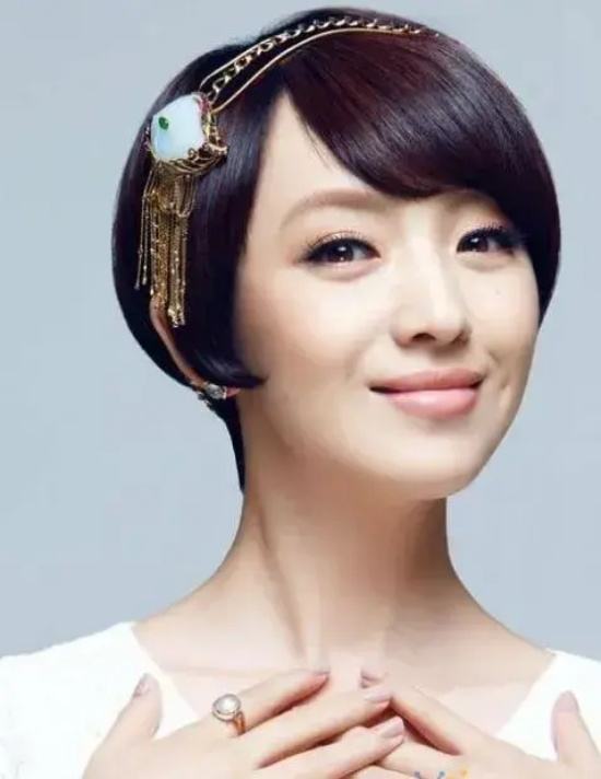 东北美女刘晓洁妩媚迷人高清写真