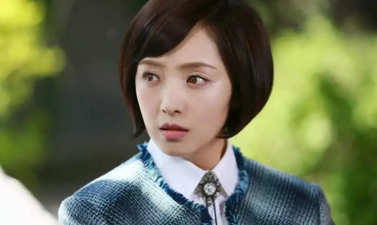 东北美女刘晓洁妩媚迷人高清写真