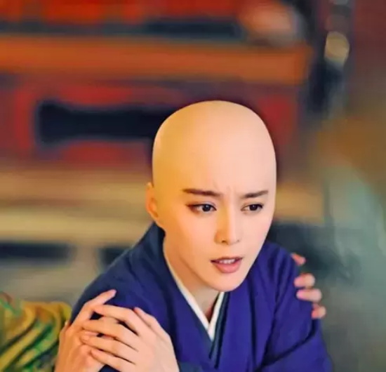 范冰冰光头照(范冰冰剧里的“光头”都是骗人的)