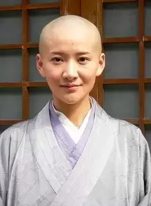 范冰冰光头照(剧里的“光头”都是骗人的)