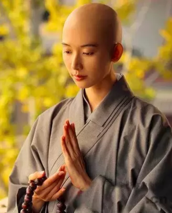 范冰冰光头照(剧里的“光头”都是骗人的)