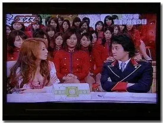 饭岛爱的传奇前半生：据传她90年代已经挣了十几亿日元！