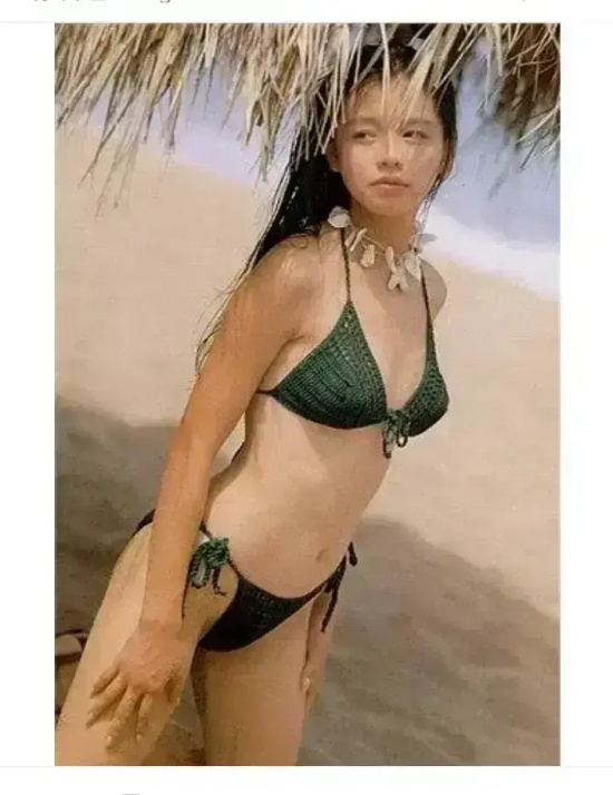 徐若瑄早年清纯写真合集，仿佛明镜一般