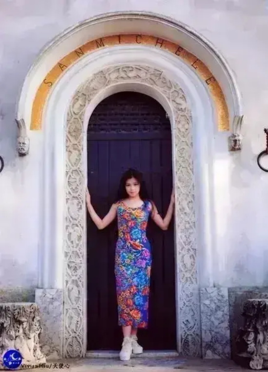 徐若瑄早年清纯写真合集，仿佛明镜一般