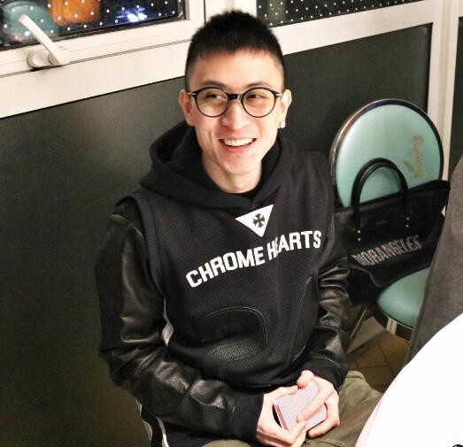 秦奋的爸爸秦勉身价惊人是真的吗 秦奋爸爸是干什么的