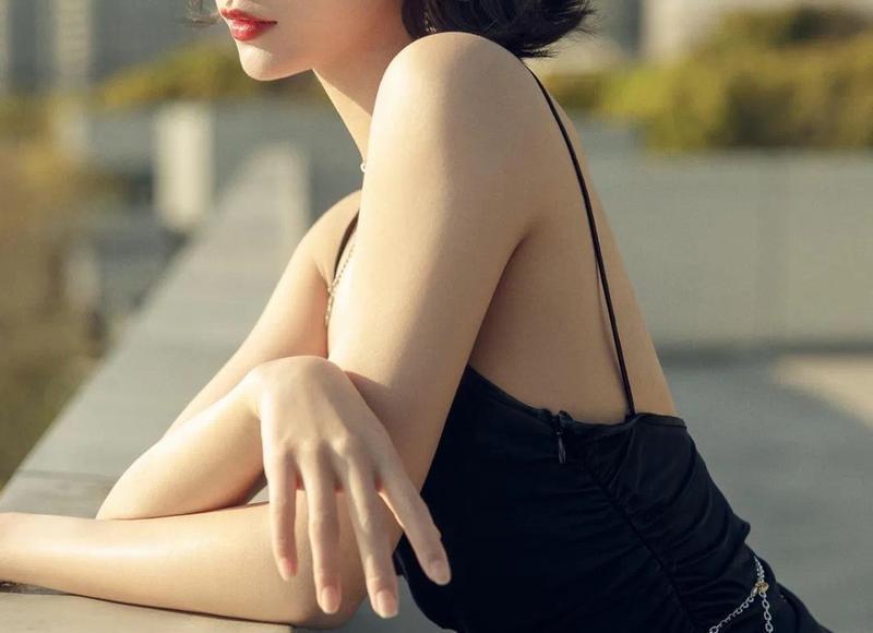 让女人主动追求你的撩妹套路技巧金句