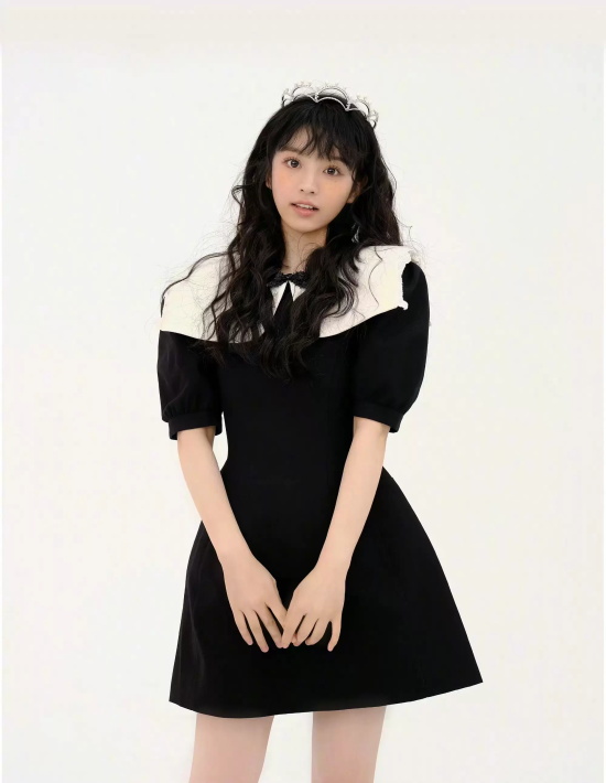 田曦薇生日六宫格写真,一头长卷发真是元气少女