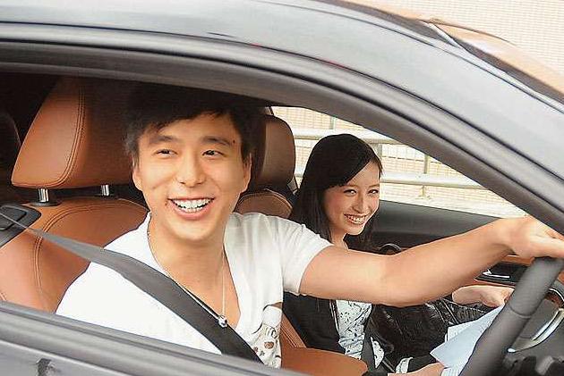 入行十多年情史丰富的邓健泓 龚嘉欣亦是其前女友之一