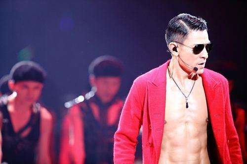 刘德华新歌屯儿原唱是谁 刘德华个人资料